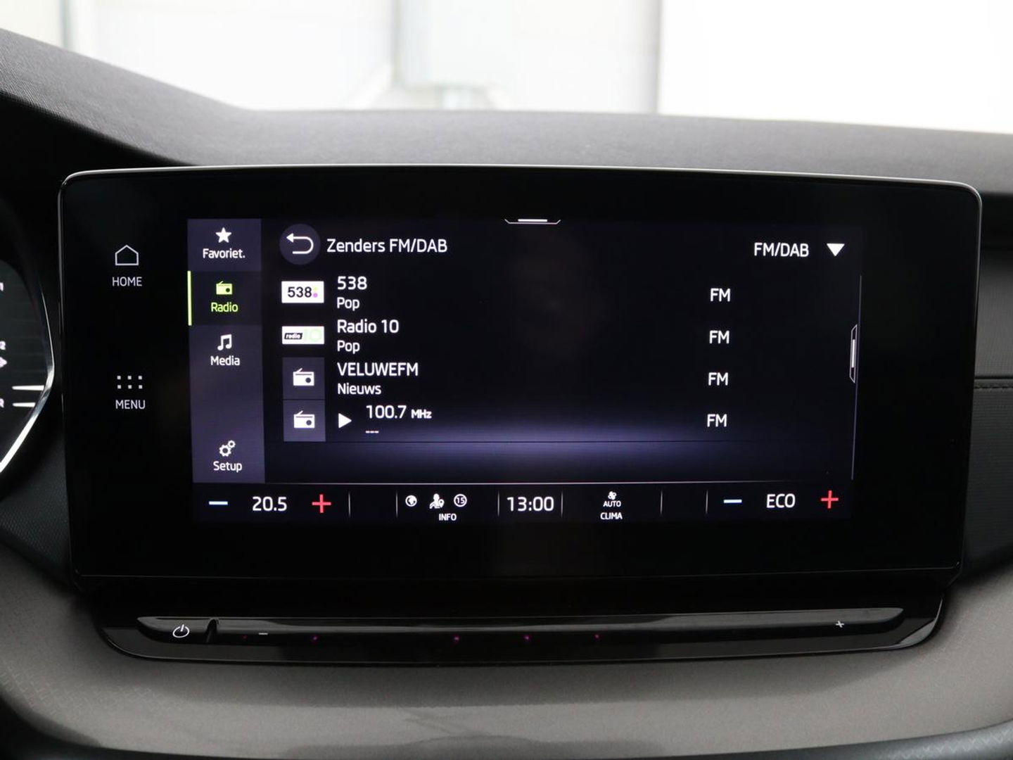 Škoda Octavia 1.4 TSI iV Business Edition | Trekhaak | Carplay | Full LED | Navigatie | Climate control | Parkeerhulp | Cruise control | PHEV