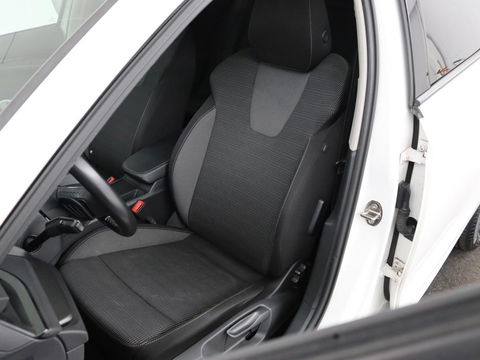 Škoda Octavia 1.4 TSI iV Business Edition | Trekhaak | Carplay | Full LED | Navigatie | Climate control | Parkeerhulp | Cruise control | PHEV