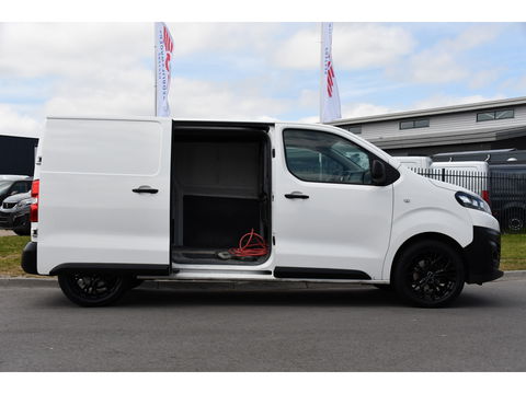 Citroën ë-Jumpy L2 50 kWh Black & White Edition Cruise, Sensoren, 136pk, Radio, Uniek!