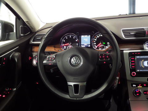 Volkswagen Passat Variant 2.0 TSI DSG Highline "Automaat" Xenon-LED Trekhaak Stoelverwarming, van 2e eigenaar in uniek mooie staat