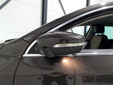 Volkswagen Passat Variant 2.0 TSI DSG Highline "Automaat" Xenon-LED Trekhaak Stoelverwarming, van 2e eigenaar in uniek mooie staat