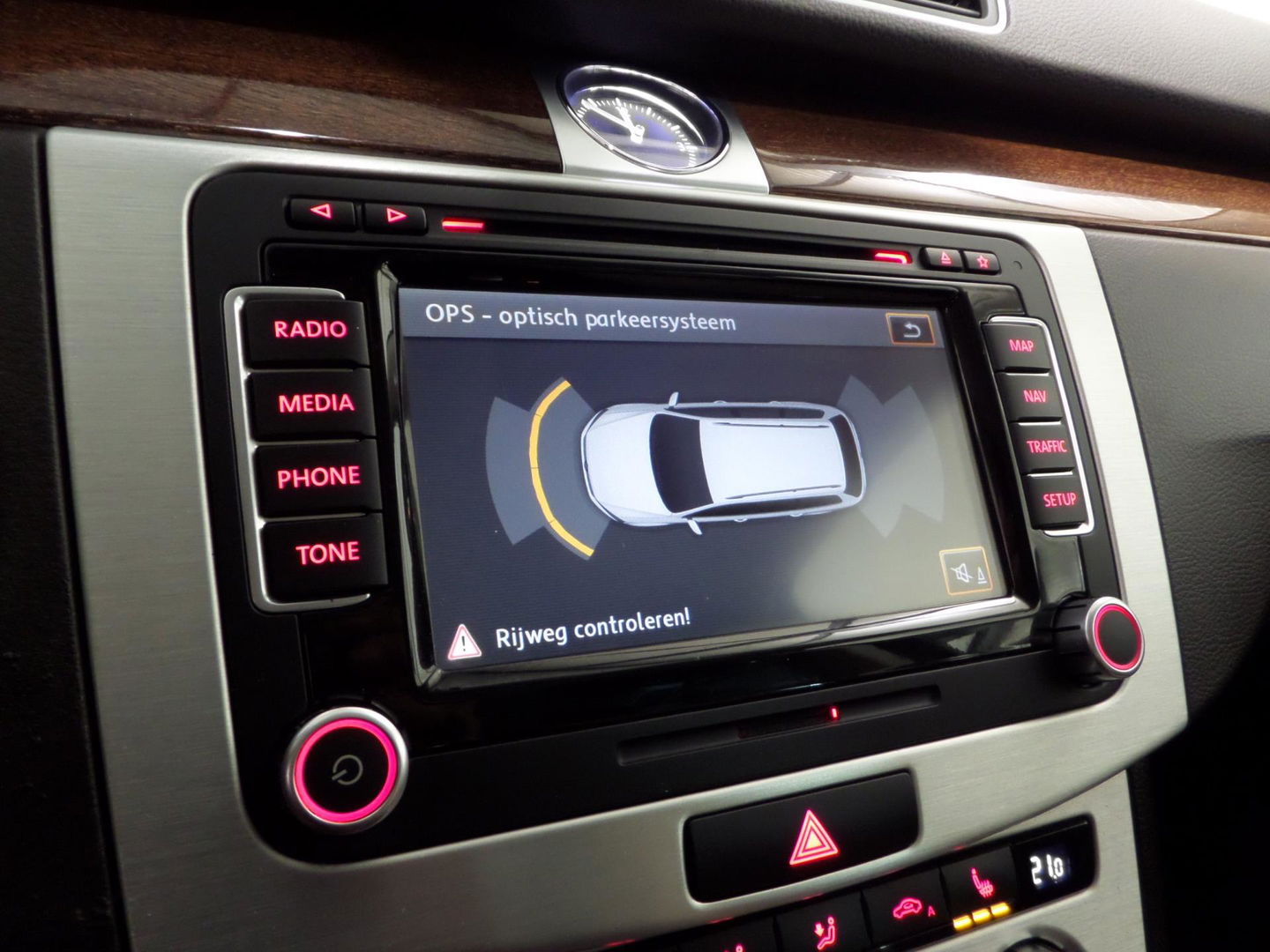 Volkswagen Passat Variant 2.0 TSI DSG Highline "Automaat" Xenon-LED Trekhaak Stoelverwarming, van 2e eigenaar in uniek mooie staat