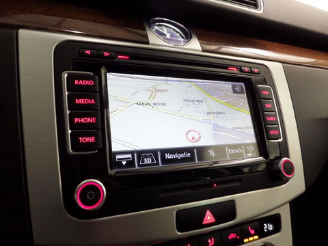 Volkswagen Passat Variant 2.0 TSI DSG Highline "Automaat" Xenon-LED Trekhaak Stoelverwarming, van 2e eigenaar in uniek mooie staat