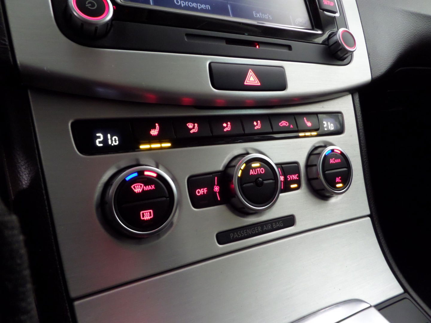 Volkswagen Passat Variant 2.0 TSI DSG Highline "Automaat" Xenon-LED Trekhaak Stoelverwarming, van 2e eigenaar in uniek mooie staat