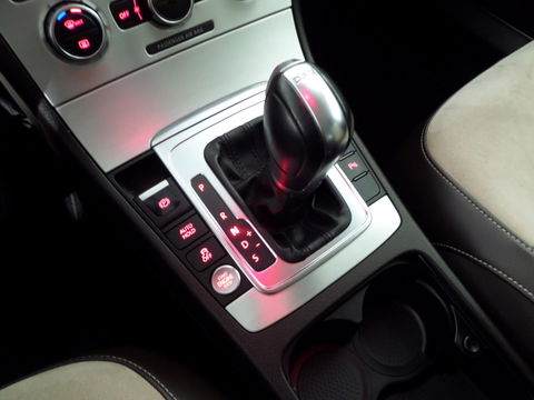 Volkswagen Passat Variant 2.0 TSI DSG Highline "Automaat" Xenon-LED Trekhaak Stoelverwarming, van 2e eigenaar in uniek mooie staat