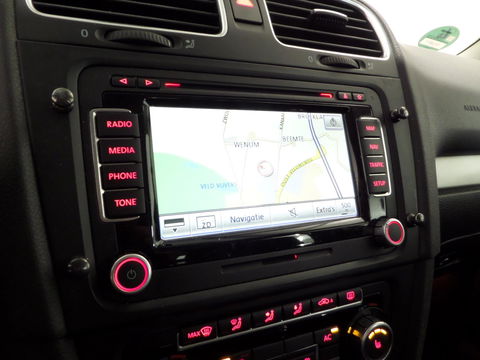 Volkswagen Golf 1.2 TSI Highline "Origineel NL!" Leer Trekhaak Navigatie Bluetooth Stoelverwarming, van 1e eigenaar in nieuwstaat!