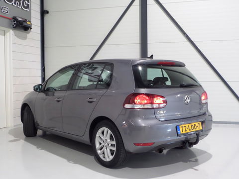 Volkswagen Golf 1.2 TSI Highline "Origineel NL!" Leer Trekhaak Navigatie Bluetooth Stoelverwarming, van 1e eigenaar in nieuwstaat!