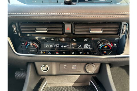 Nissan X-Trail 1.5 E-POWER N-CONNECTA WIDESCREEN PDC-360CAMERA HEADUP.