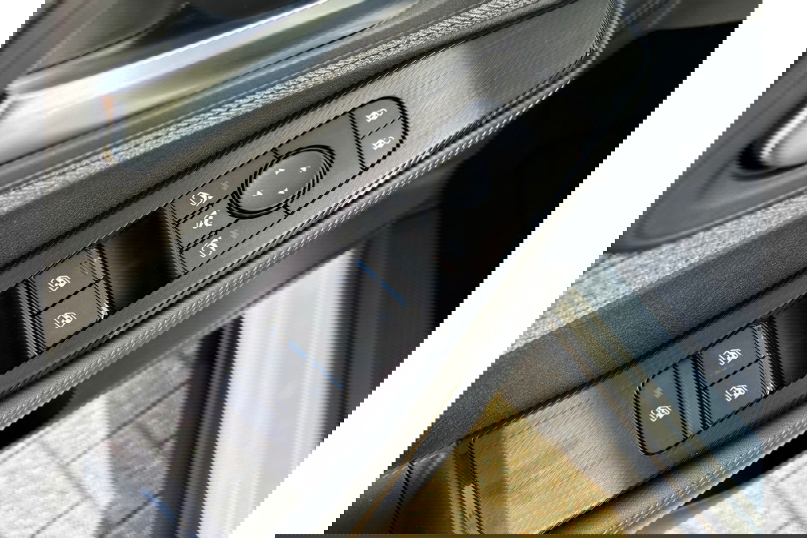 Nissan X-Trail 1.5 E-POWER N-CONNECTA WIDESCREEN PDC-360CAMERA HEADUP.