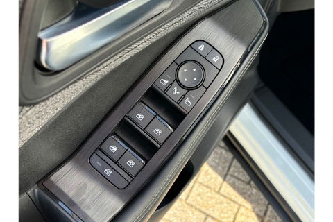 Nissan X-Trail 1.5 E-POWER N-CONNECTA WIDESCREEN PDC-360CAMERA HEADUP.