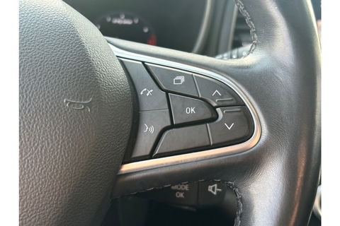 Renault Mégane 1.3 TCE INTENS AUTOMAAT NAVI PDC-CAMERA HEADUP.