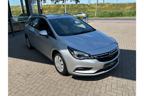 Opel Astra 1.6 CDTI 140PK BUSINESS NAVI AIRCO PDC.