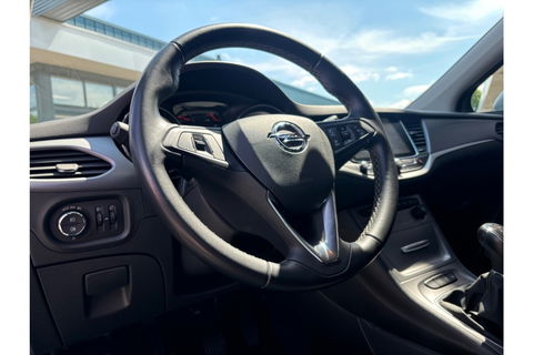 Opel Astra 1.6 CDTI 140PK BUSINESS NAVI AIRCO PDC.