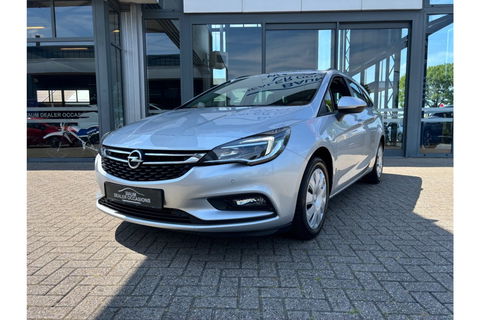 Opel Astra 1.6 CDTI 140PK BUSINESS NAVI AIRCO PDC.