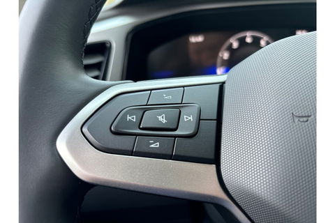 Volkswagen T-Roc 1.0 TSI 115PK STYLE EDITION AIRCO NAVI PDC STOELVW.