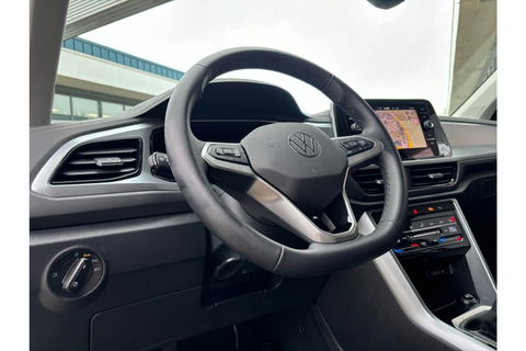 Volkswagen T-Roc 1.0 TSI 115PK STYLE AIRCO NAVI PDC VIRTUAL.