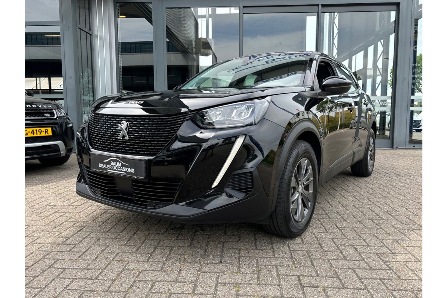 Peugeot 2008 1.2 PT ACTIVE PACK AUTOMAAT AIRCO CRUISE NAVI PDC.