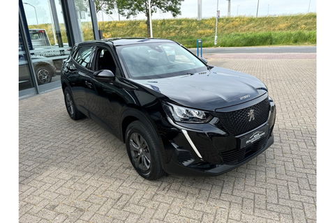 Peugeot 2008 1.2 PT ACTIVE PACK AUTOMAAT AIRCO CRUISE NAVI PDC.