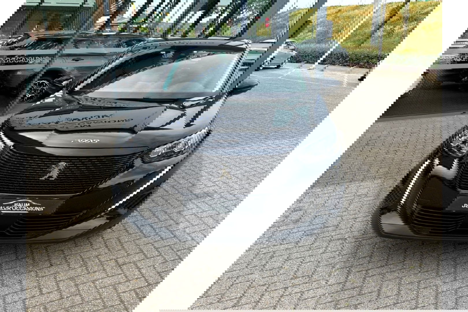 Peugeot 2008 1.2 PT ACTIVE PACK AUTOMAAT AIRCO CRUISE NAVI PDC.