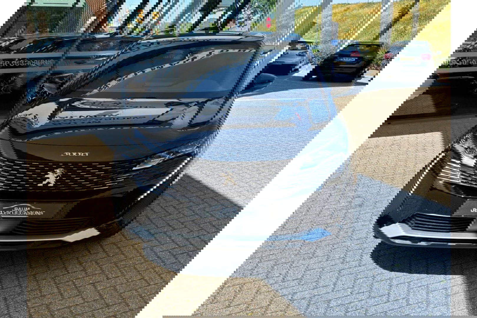 Peugeot 3008 1.2 130PK AUTOMAAT ALLURE AIRCO NAVI PDC-CAMERA VIRTUAL.