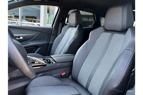 Peugeot 3008 1.2 130PK AUTOMAAT ALLURE AIRCO NAVI PDC-CAMERA VIRTUAL.