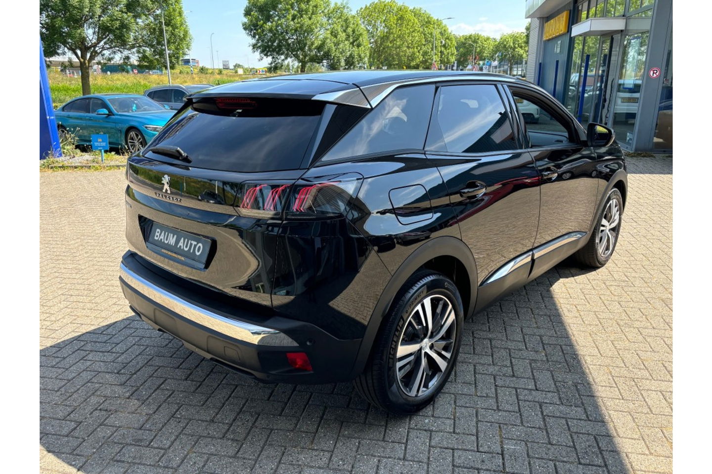 Peugeot 3008 1.2 130PK AUTOMAAT ALLURE AIRCO NAVI PDC-CAMERA VIRTUAL.