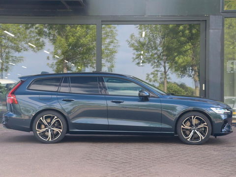 Volvo V60 T8 Recharge Plus Dark AWD 455pk | 360 Cam | Harman Kardon | Panodak