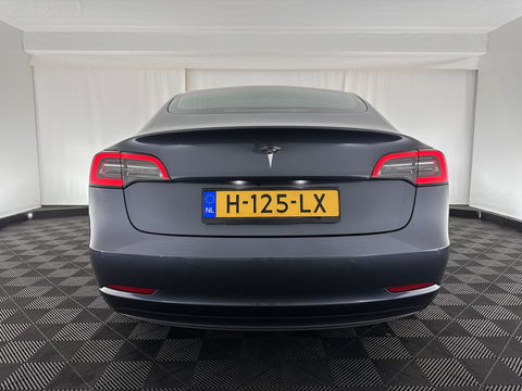 Tesla Model 3 Standard RWD Plus 60 kWh [ 3-Fase ] (INCL-BTW) Aut. *PANO | AUTO-PILOT | FULL-LEATHER | KEYLESS | FULL-LED | MEMORY-PACK | SURROUND-VIEW | DAB | CARPLAY | DIGI-COCKPIT | LANE-ASSIST | COMFORT-SEATS | 18"ALU*