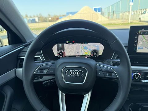 Audi A4 Avant 40 TFSI S-line edition Competition 205PK