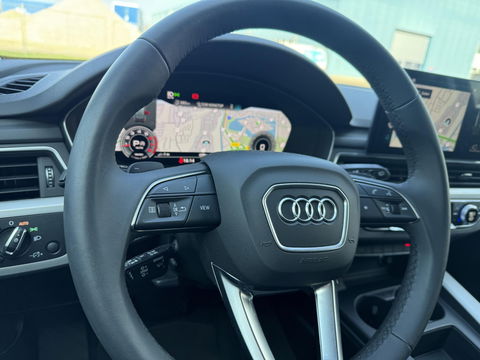 Audi A4 Avant 40 TFSI S-line edition Competition 205PK