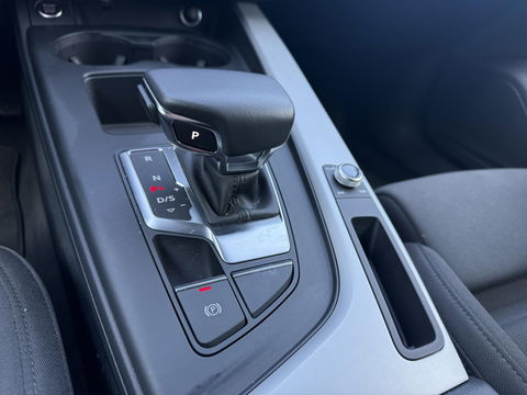 Audi A4 Avant 40 TFSI S-line edition Competition 205PK