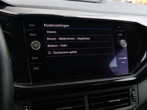 Volkswagen T-Cross 1.0 TSI Life | Design Pack | Navigatie | Climate Control | Camera
