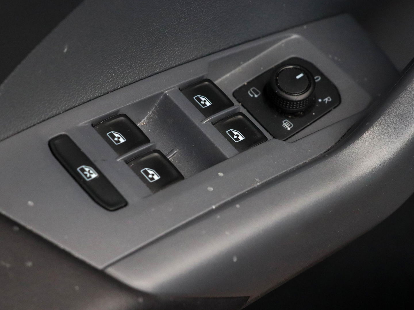 Volkswagen T-Cross 1.0 TSI Life | Design Pack | Navigatie | Climate Control | Camera