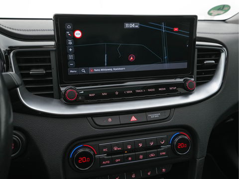 Kia Ceed Sportswagon 1.4 T-GDi ExecutiveLine Aut. *PANO | FULL-LEATHER | ADAPT.CRUISE | FULL-LED | MEMORY-PACK | DIGI-COCKPIT | JBL-SOUND | BLINDSPOT | KEYLESS | COOLED/HEATED-COMFORT-SEATS | NAVI-FULLMAP | LANE-ASSIST | 17''ALU*