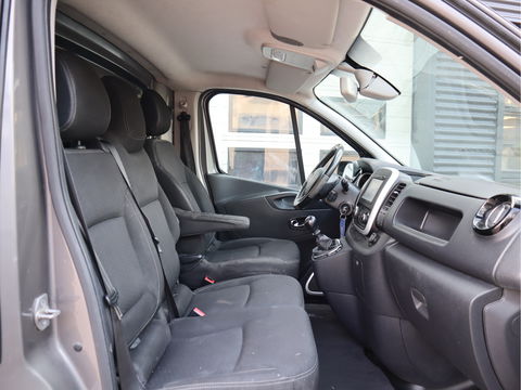 Opel Vivaro 1.6 CDTI 141 pk L2 Lang - Trekhaak - Imperiaal - Camera - Clima