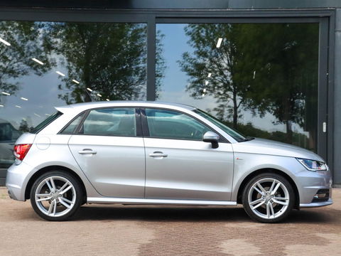 Audi A1 Sportback 1.0 TFSI Advance S-Line Automaat