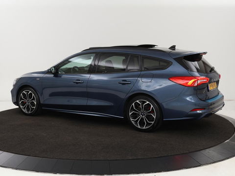 Ford Focus 1.0 EcoBoost ST Line X | Panoramadak | Stoel & stuurverwarming | Adaptive cruise | Camera | Carplay | Full LED | Trekhaak | Climate control | Navigatie