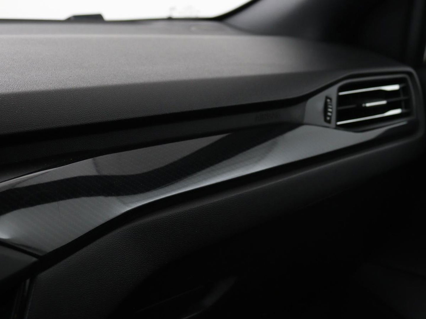 Ford Focus 1.0 EcoBoost ST Line X | Panoramadak | Stoel & stuurverwarming | Adaptive cruise | Camera | Carplay | Full LED | Trekhaak | Climate control | Navigatie
