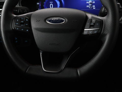 Ford Focus 1.0 EcoBoost ST Line X | Panoramadak | Stoel & stuurverwarming | Adaptive cruise | Camera | Carplay | Full LED | Trekhaak | Climate control | Navigatie
