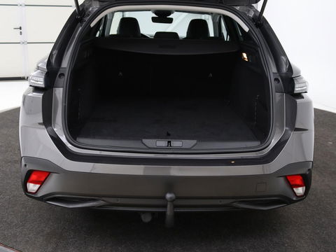 Peugeot 308 1.6 PHEV Active Pack Business | Stoelverwarming | Trekhaak | Carplay | Half leder | Sportstoelen | Navigatie | Full LED