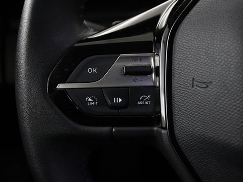 Peugeot 308 1.6 PHEV Active Pack Business | Stoelverwarming | Trekhaak | Carplay | Half leder | Sportstoelen | Navigatie | Full LED
