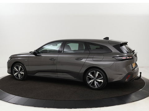 Peugeot 308 1.6 PHEV Active Pack Business | Stoelverwarming | Trekhaak | Carplay | Half leder | Sportstoelen | Navigatie | Full LED