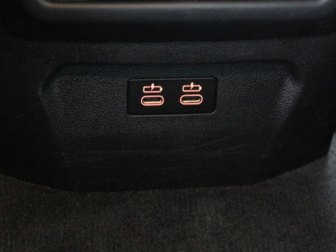 BMW 2 Serie Gran Coupé 218i M Sport | Stoelverwarming | Adaptive cruise | Carplay | Trekhaak | Sportstoelen | DAB | Half leder | Live Cockpit | Climate control