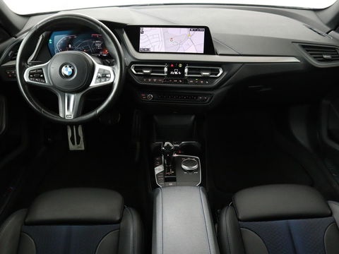 BMW 2 Serie Gran Coupé 218i M Sport | Stoelverwarming | Adaptive cruise | Carplay | Trekhaak | Sportstoelen | DAB | Half leder | Live Cockpit | Climate control