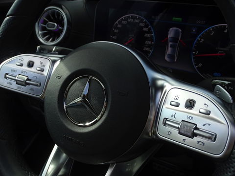 Mercedes-Benz E-Klasse 350 300PK AMG Sport Edition / Burmester / LED *NAP*