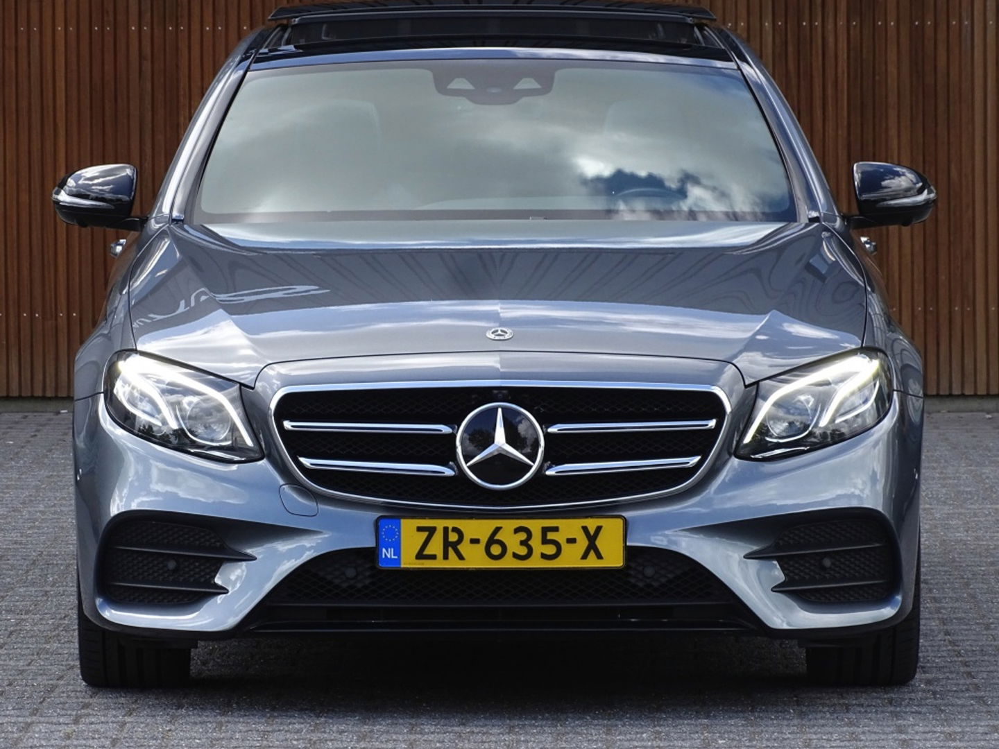 Mercedes-Benz E-Klasse 350 300PK AMG Sport Edition / Burmester / LED *NAP*