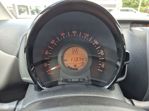 Peugeot 108 1.0 e-VTi Automaat, Carplay, LED, Airco, NAP!