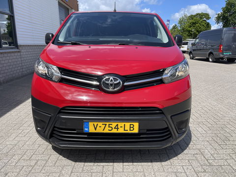 Toyota ProAce Worker 1.6 D-4D Cool Comfort Long L3H1 / rijklaar € 17.950 ex btw / lease vanaf € 408 / airco / cruise / trekhaak 2000 kg / bijrijdersbank !