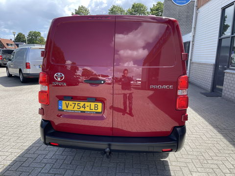 Toyota ProAce Worker 1.6 D-4D Cool Comfort Long L3H1 / rijklaar € 17.950 ex btw / lease vanaf € 408 / airco / cruise / trekhaak 2000 kg / bijrijdersbank !