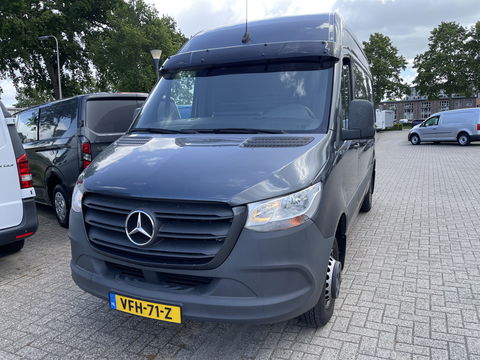 Mercedes-Benz Sprinter 516 2.2 CDI L2H2 dubbellucht / vaste prijs rijklaar € 26.950 ex btw / lease vanaf € / euro 6 / bpm vrij / tegen een meerprijs kunnen wij een trekhaak 3500 kg monteren !